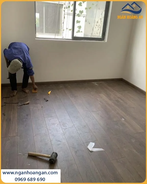 Đội Ngũ Thi Công Ngân Hoàng An Tậm Tâm Trong Từng Công Trình Lớn Nhỏ