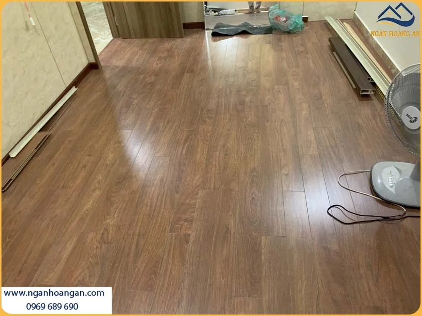 Ngân Hoàng An Là Đại Lý Thi Công Sàn Gỗ Binyl 12mm Uy Tín TPHCM