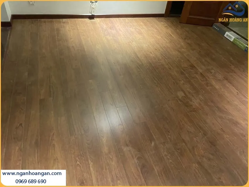 Sàn Gỗ Công Nghiệp Binyl Có Khả Năng Chống Trơn Trượt, Chống Trầy Xước