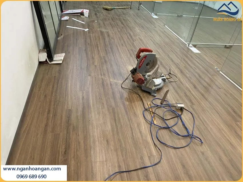 Sàn Gỗ Công Nghiệp Màu Sắc Hiện Đại Nên Một Không Gian Nội Thất Hoàn Hảo