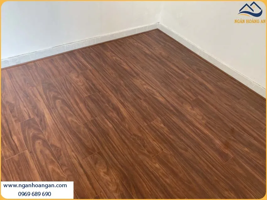 Sàn Nhà Được Lắp Đặt Bởi Sàn Gỗ Công Nghiệp Độc Đáo
