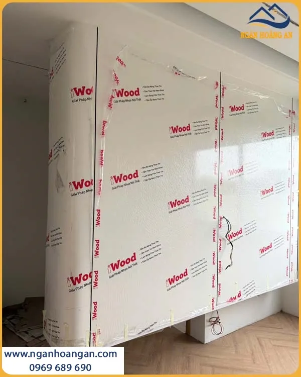 Hình Ảnh Thực Tế Uốn Cong Tấm Ốp Than Tre IWood SS-2 Hình Ảnh Thực Tế Uốn Cong Tấm Ốp Than Tre IWood SS-2