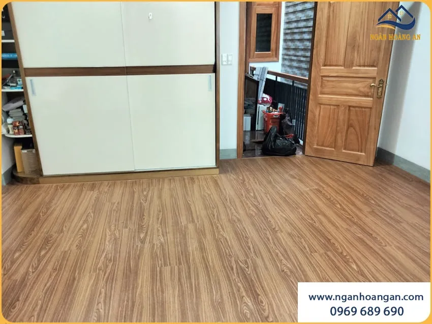 Căn Hộ Cho Thuê Gọn Đẹp Nhờ Lắp Sàn Nhựa Hèm Khoá