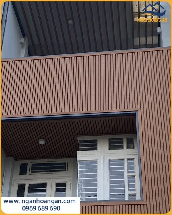 Công Trình Ốp Mặt Tiền Nhà Với Lam Sóng Kosmos Light Wood Công Trình Ốp Mặt Tiền Nhà Với Lam Sóng Kosmos Light Wood