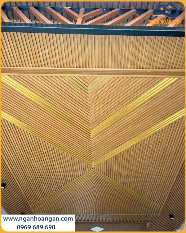 Tấm Lam Sóng Than Tre IWood Vân Gỗ Sắc Nét Sang Trọng 