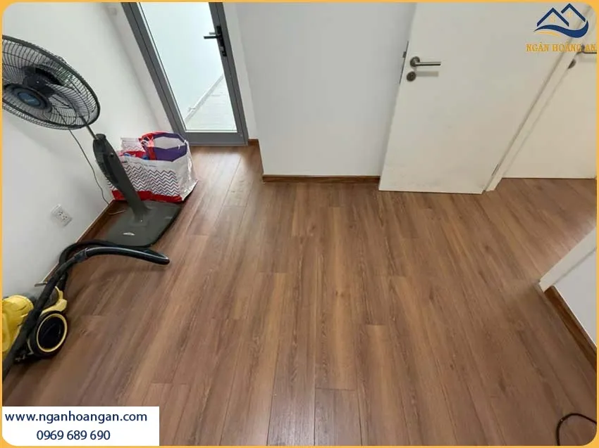 Công Trình Sàn Gỗ Camsan 705 Không Gian Ấm Cúng Công Trình Sàn Gỗ Camsan 705 Không Gian Ấm Cúng