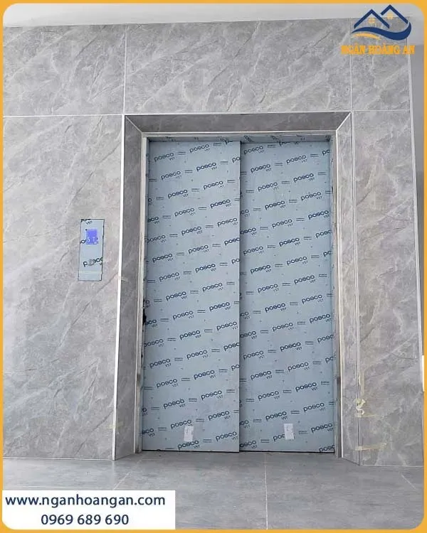 Tấm PVC Kosmos PVC2025 Tăng Thẩm Mỹ Thang Máy