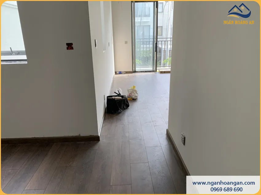 Công Ty Lát Sàn Gỗ Công Nghiệp Cho Phòng Khách Chất Lượng