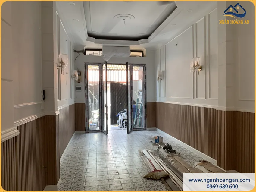 Công Ty Ốp Tường Lamri Lam Sóng Cho Phòng Khách Đẹp