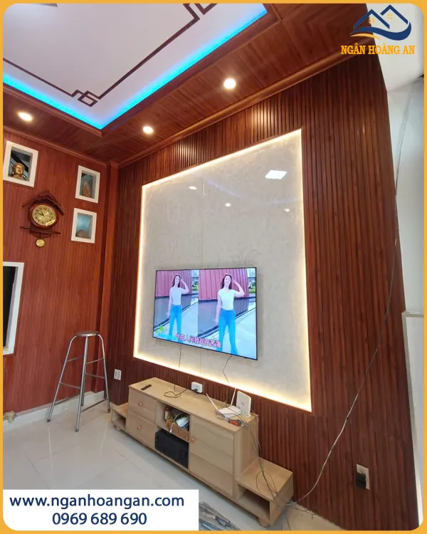 Đội Ngũ Ốp Trần, Ốp Tường Nano, Lam Sóng PVC Giàu Kinh Nghiệm