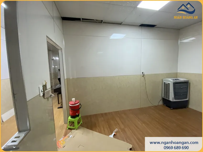 Đội Ngũ Ốp Tường Lamri Bằng PVC Giả Đá Cho Phòng Ngủ Chuyên Nghiệp