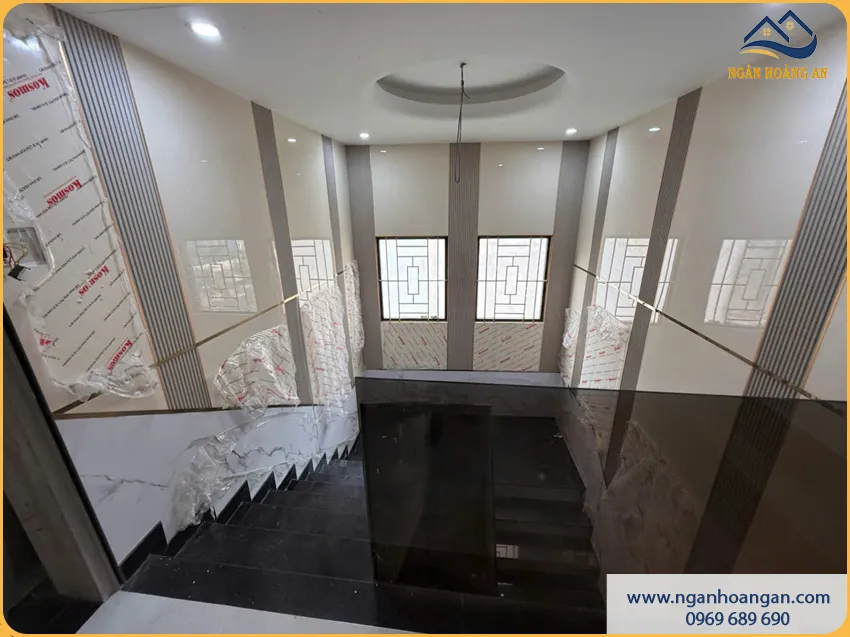 Đội Ngũ Thi Công Lam Sóng Than Tre Giàu Kinh Nghiệm