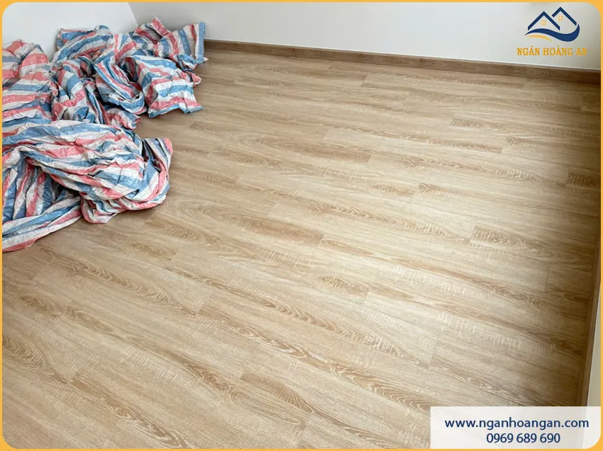 Đội Ngũ Thi Công Sàn Gỗ Morser MC139 Chuyên Nghiệp
