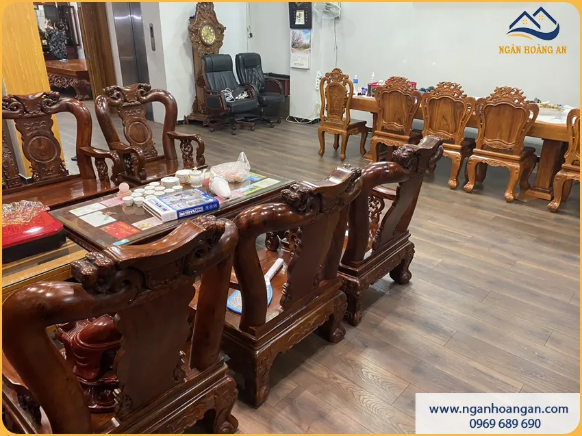 Đơn Vị Lát Sàn Gỗ Công Nghiệp Cho Phòng Khách Uy Tín