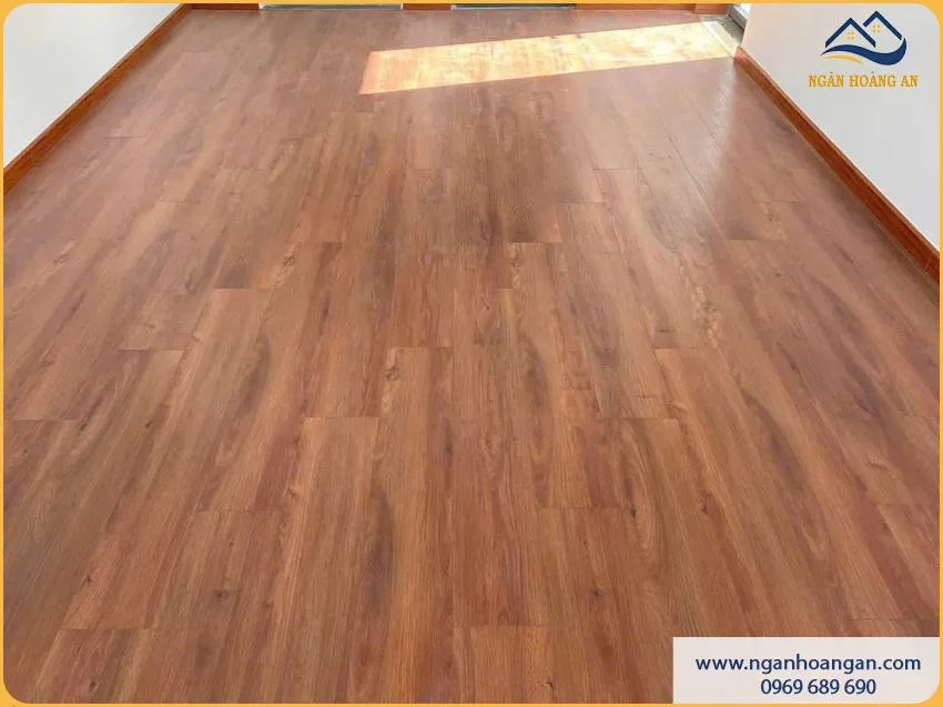 Đơn Vị Lát Sàn Gỗ Công Nghiệp Cho Phòng Ngủ Uy Tín