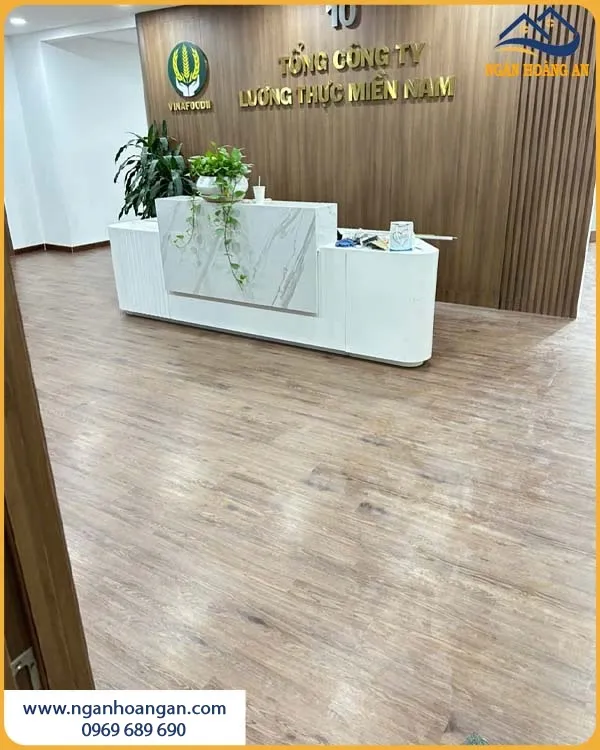 Đơn Vị Lát Sàn Nhựa Dán Keo Cho Công Ty Uy Tín