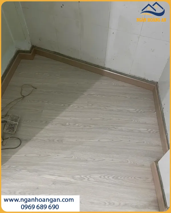 Đơn Vị Lát Sàn Nhựa Hèm Khoá Cho Nhà Ở Đúng Kỹ Thuật