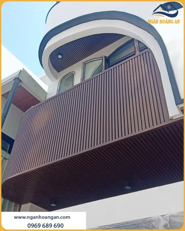 Đơn Vị Thi Công Ốp Trần Gỗ Nhựa Ngoài Trời Uy Tín