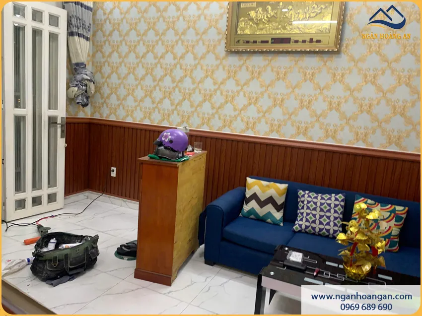 Giải Pháp Ốp Tường Lamri Lam Sóng Cho Phòng Khách Bền Đẹp