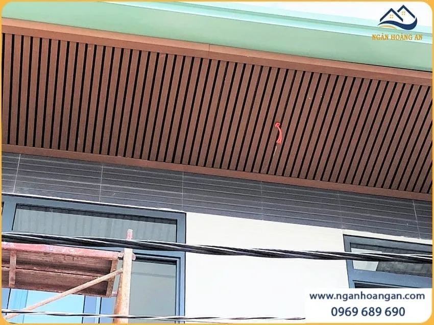 Hình Ảnh Thi Công Lam Sóng Ngoài Trời Kosmos Mái Hiên Nhà