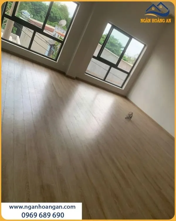 Hình Ảnh Thi Công Sàn Gỗ Morser MC139 Văn Phòng Công Ty