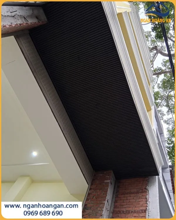 Lam Sóng Ngoài Trời Kosmos Dark Grey Cho Mái Hiên Lam Sóng Ngoài Trời Kosmos Dark Grey Cho Mái Hiên