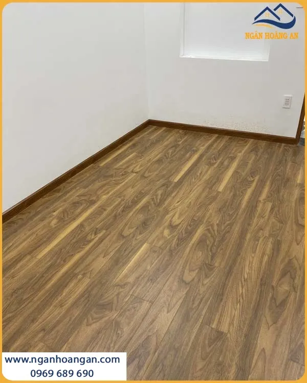 Sàn Gỗ Công Nghiệp Charmwood Có Khả Năng Chống Trơn Trượt, Chống Ẩm Mốc