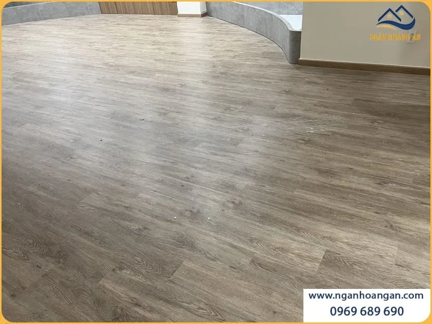 Lát Sàn Charmwood SPC04 Cho Nội Thất Nhà Ở Hiện Đại