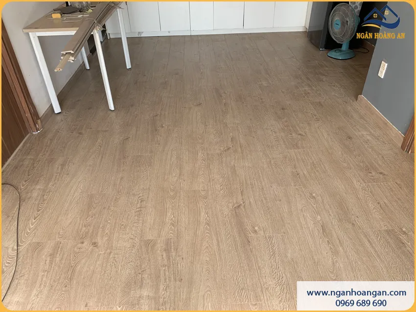 Lát Sàn Gỗ Công Nghiệp Cho Phòng Ngủ Bền Đẹp Theo Thời Gian