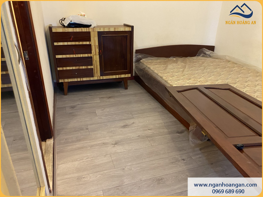 Lát Sàn Gỗ Công Nghiệp Cho Phòng Ngủ Dễ Vệ Sinh