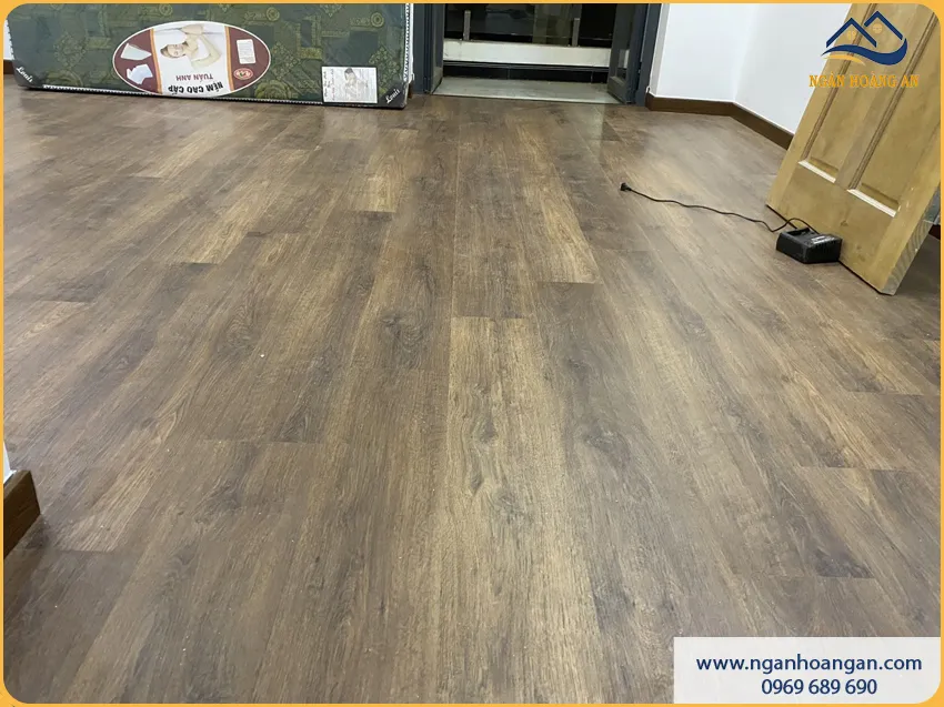 Lát Sàn Gỗ Công Nghiệp Cho Phòng Ngủ Dễ Vệ Sinh