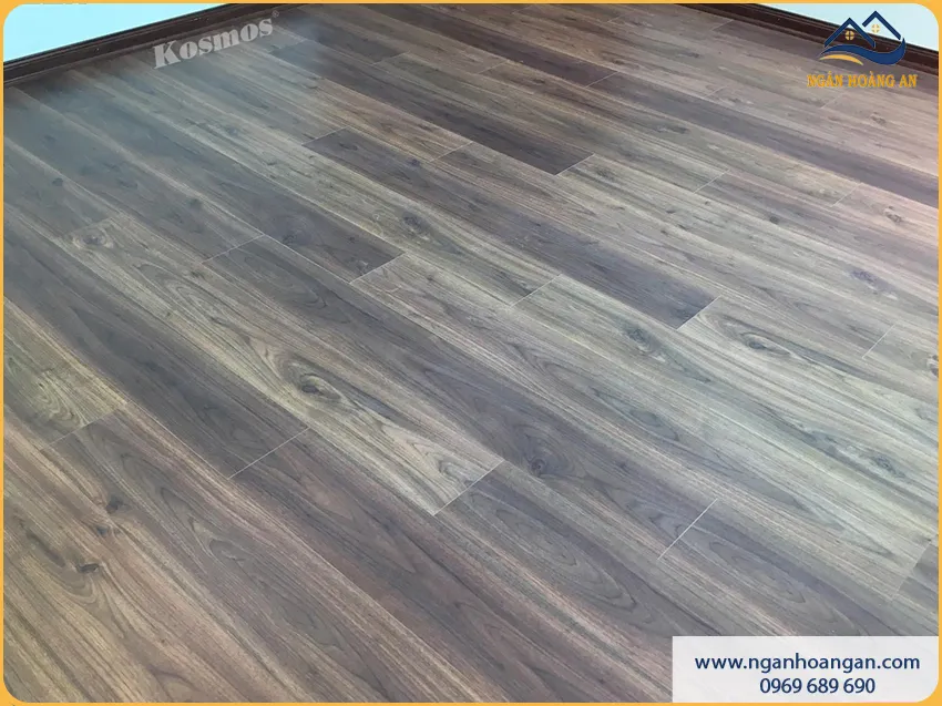 Lát Sàn Gỗ Egger-EPL067 Cho Phòng Ngủ Chống Trầy Tốt