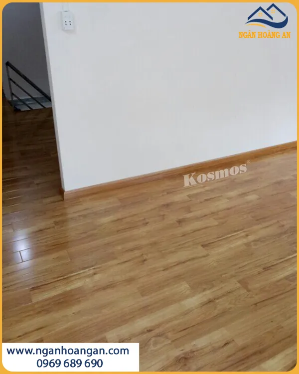 Lát Sàn Gỗ Galamax-BG222 Cho Phòng Ngủ Chống Trầy