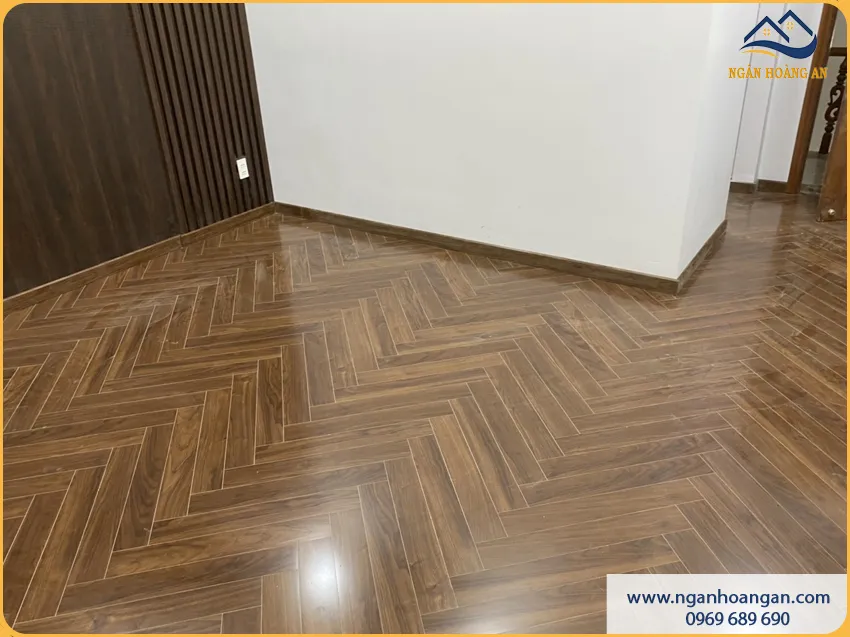 Lát Sàn Gỗ Xương Cá Cho Phòng Ngủ Cao Cấp