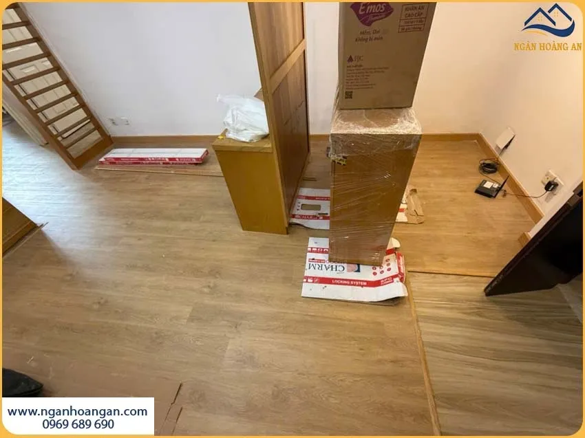 Lát Sàn Nhựa Hèm Khoá Cho Căn Hộ Thẩm Mỹ