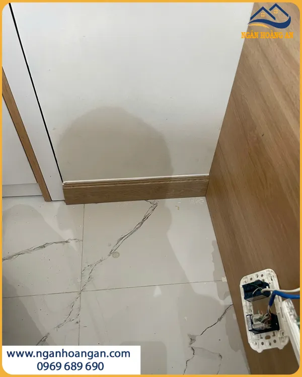 Len Chân Tường Phù Hợp Với Nhiều Loại Sàn Nội Thất