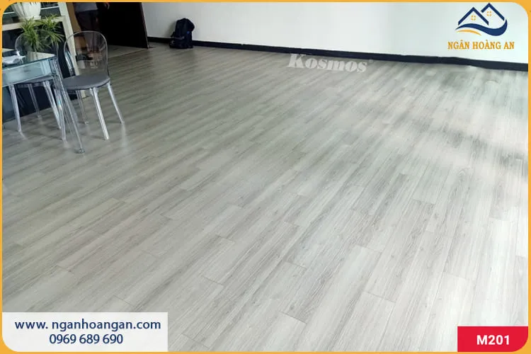 Lót Sàn Gỗ Công Nghiệp Cho Căn Hộ Giá Rẻ