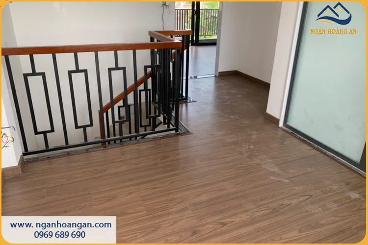 Lót Sàn Gỗ Công Nghiệp Cho Nhà Ở Giá Rẻ