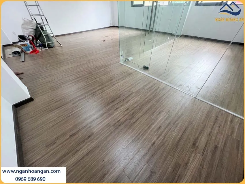 Lắp Đặt Sàn Gỗ Công Nghiệp Wilson Thi Công Nhanh, Có Độ Bền Cao Lắp Đặt Sàn Gỗ Công Nghiệp Wilson Thi Công Nhanh, Có Độ Bền Cao