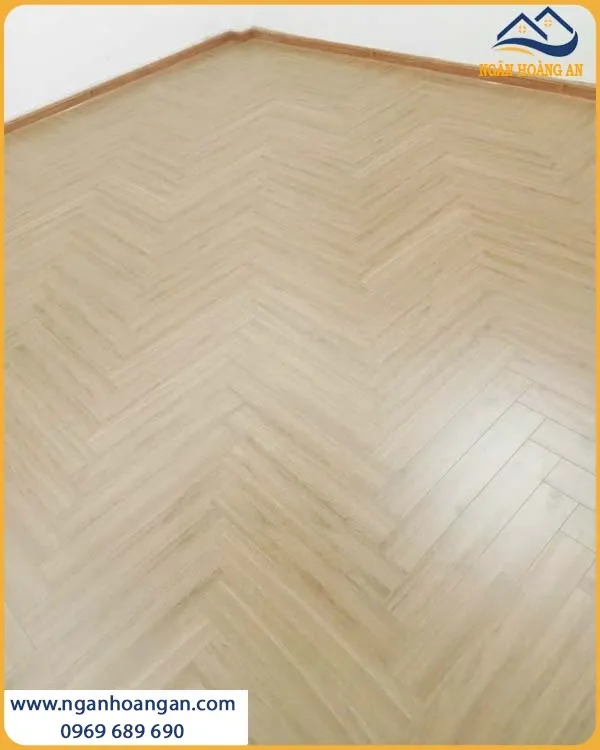 Khách Hàng Rất Tin Dùng Sàn Gỗ Xương Cá Charmwood 12mm Khách Hàng Rất Tin Dùng Sàn Gỗ Xương Cá Charmwood 12mm