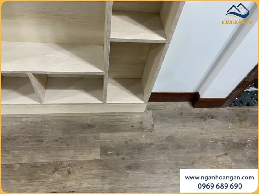 Lót Sàn Nhựa Hèm Khoá Căn Hộ Chung Cư Đẹp Mắt Lót Sàn Nhựa Hèm Khoá Căn Hộ Chung Cư Đẹp Mắt