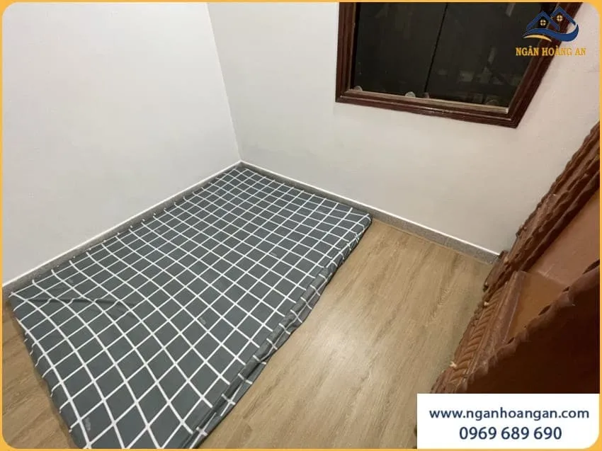 Lót Sàn Nhựa Hèm Khoá Cho Phòng Ngủ Gọn Gàng Lót Sàn Nhựa Hèm Khoá Cho Phòng Ngủ Gọn Gàng