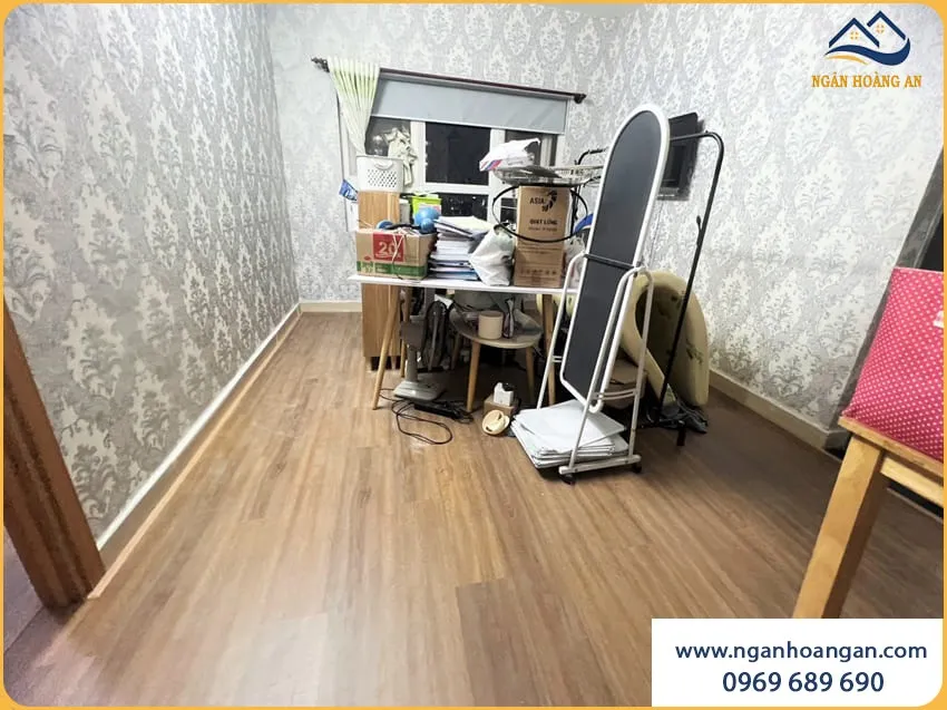 Lót Sàn Nhựa Hèm Khoá Tăng Thẩm Mỹ Chung Cư