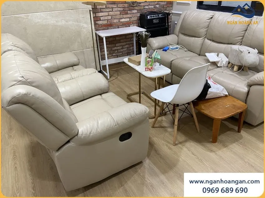 Lót Sàn Nhựa Hèm Khoá Tăng Vẻ Ấm Cúng Cho Nhà Ở