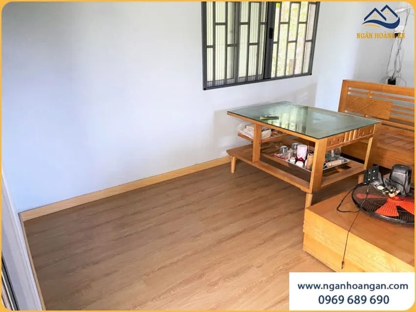 Lót Sàn Nhựa Hèm Khoá Tăng Vẻ Ấm Cúng Cho Nhà Ở