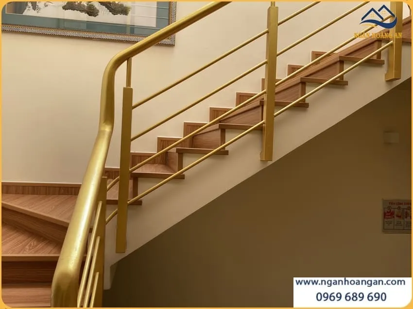 Mặt Bậc Cầu Thang Lát Bằng Sàn Nhựa Hèm Khoá Kosmos N1682 Mặt Bậc Cầu Thang Lát Bằng Sàn Nhựa Hèm Khoá Kosmos N1682