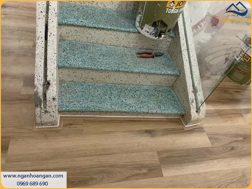 Nẹp Sàn Nhựa, Sàn Gỗ Giúp Cố Định Sàn Ổn Định, Chắc Chắn Nẹp Sàn Nhựa, Sàn Gỗ Giúp Cố Định Sàn Ổn Định, Chắc Chắn