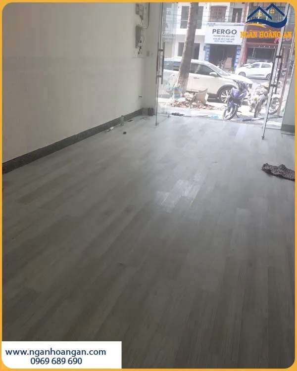 Ngân Hoàng An Lát Sàn Nhựa Dán Keo Cho Phòng Khách Uy Tín