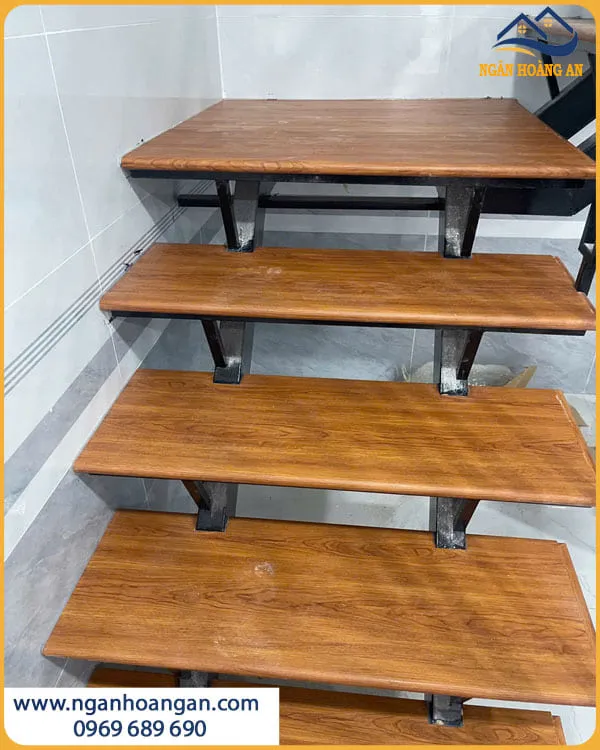 Nhà Ở Lột Xác Nhờ Lót Bậc Cầu Thang Giả Gỗ Galawood MB-906