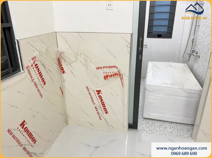 Ốp Tường Lamri Bằng PVC Giả Đá Cho Phòng Ngủ Dễ Vệ Sinh